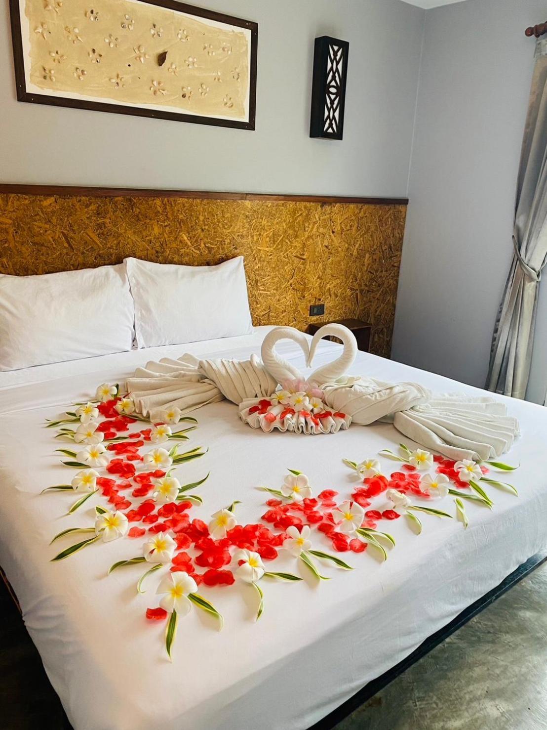 The Hip Resort @ Phi Phi Ngoại thất bức ảnh