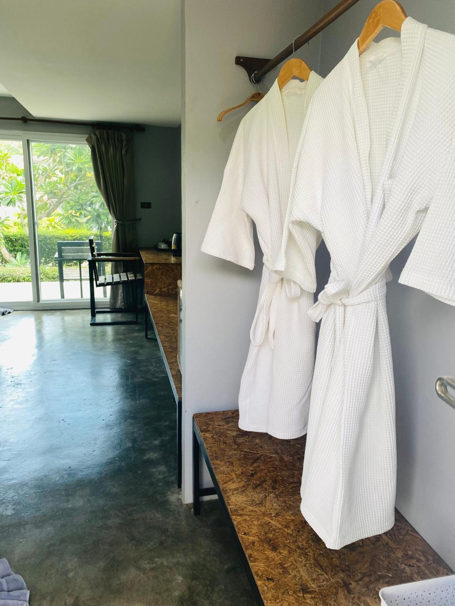 The Hip Resort @ Phi Phi Ngoại thất bức ảnh